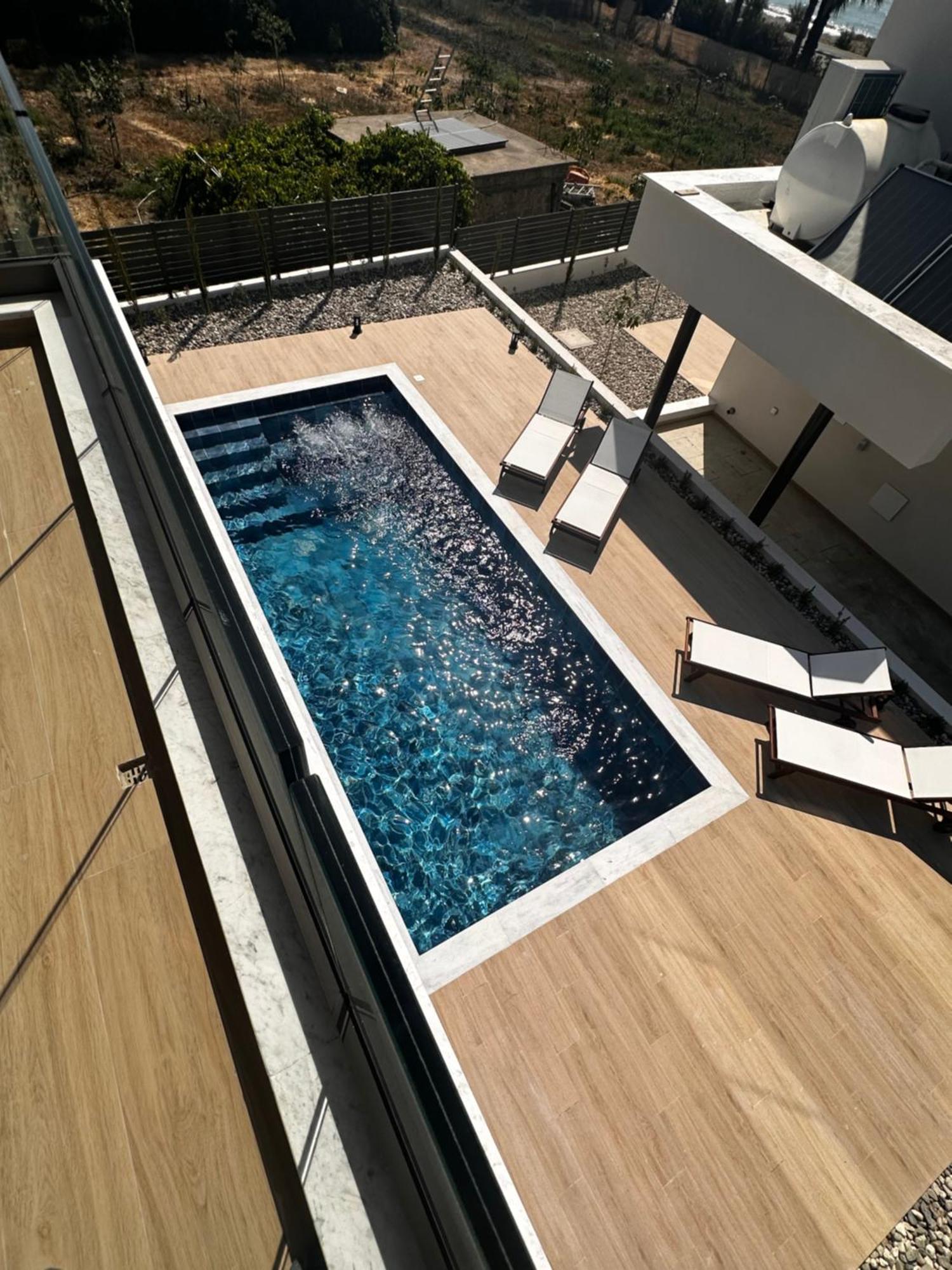 Santa Barbara Seafront Villas W Jacuzzi Pool Paphos Kültér fotó